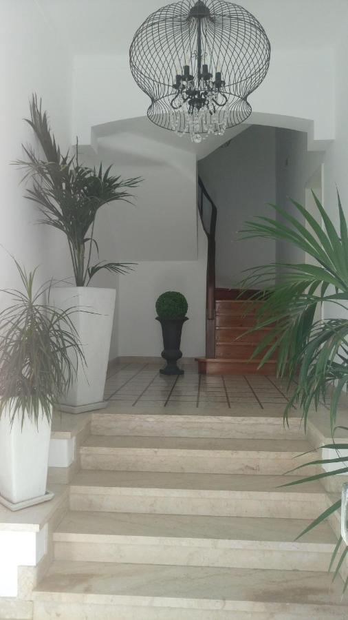 오데마이라 Residencial Rita B&B 외부 사진